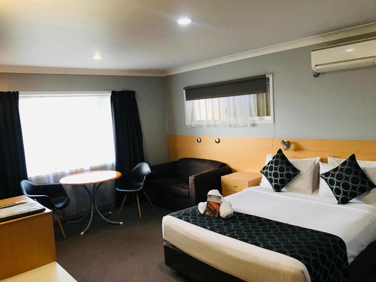 Jumbuck Motor Inn Tenterfield Buitenkant foto